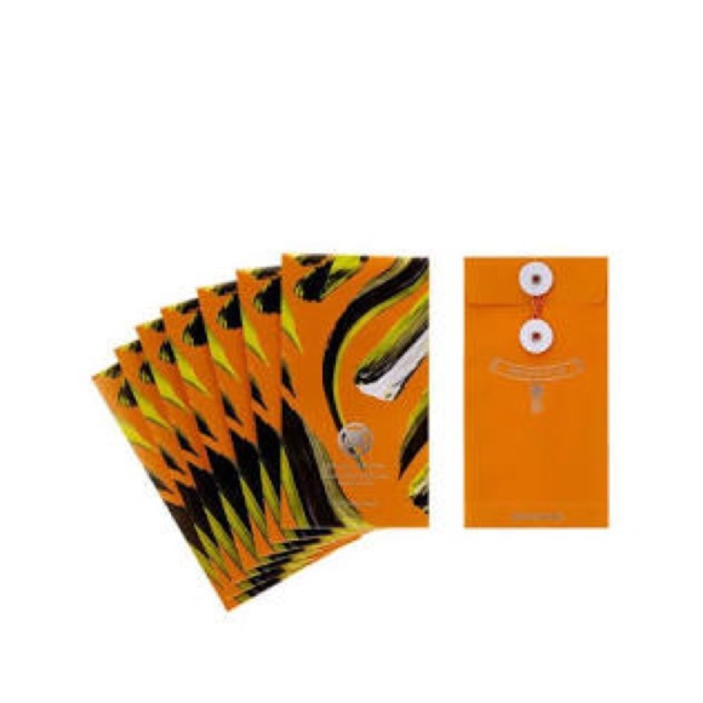 Moleskine Silk Year of Tiger Notebook, 8 lucky envelopes, Collectors Box. NWT - Picture 7 of 10